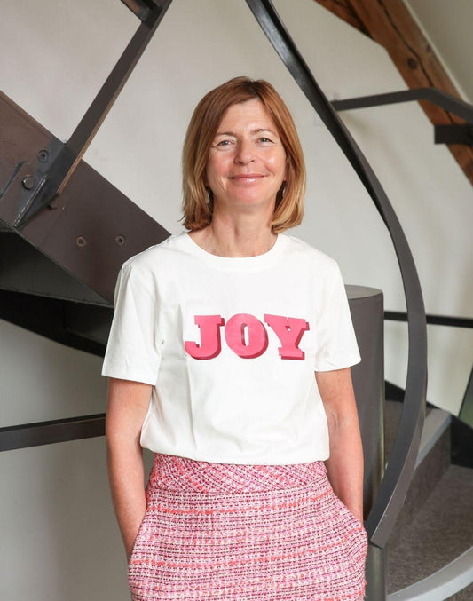 JOY on warm white