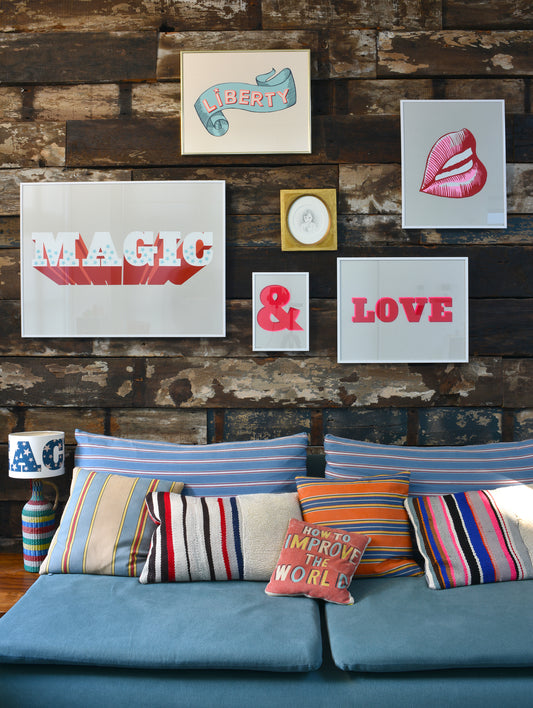 gallery wall lips print