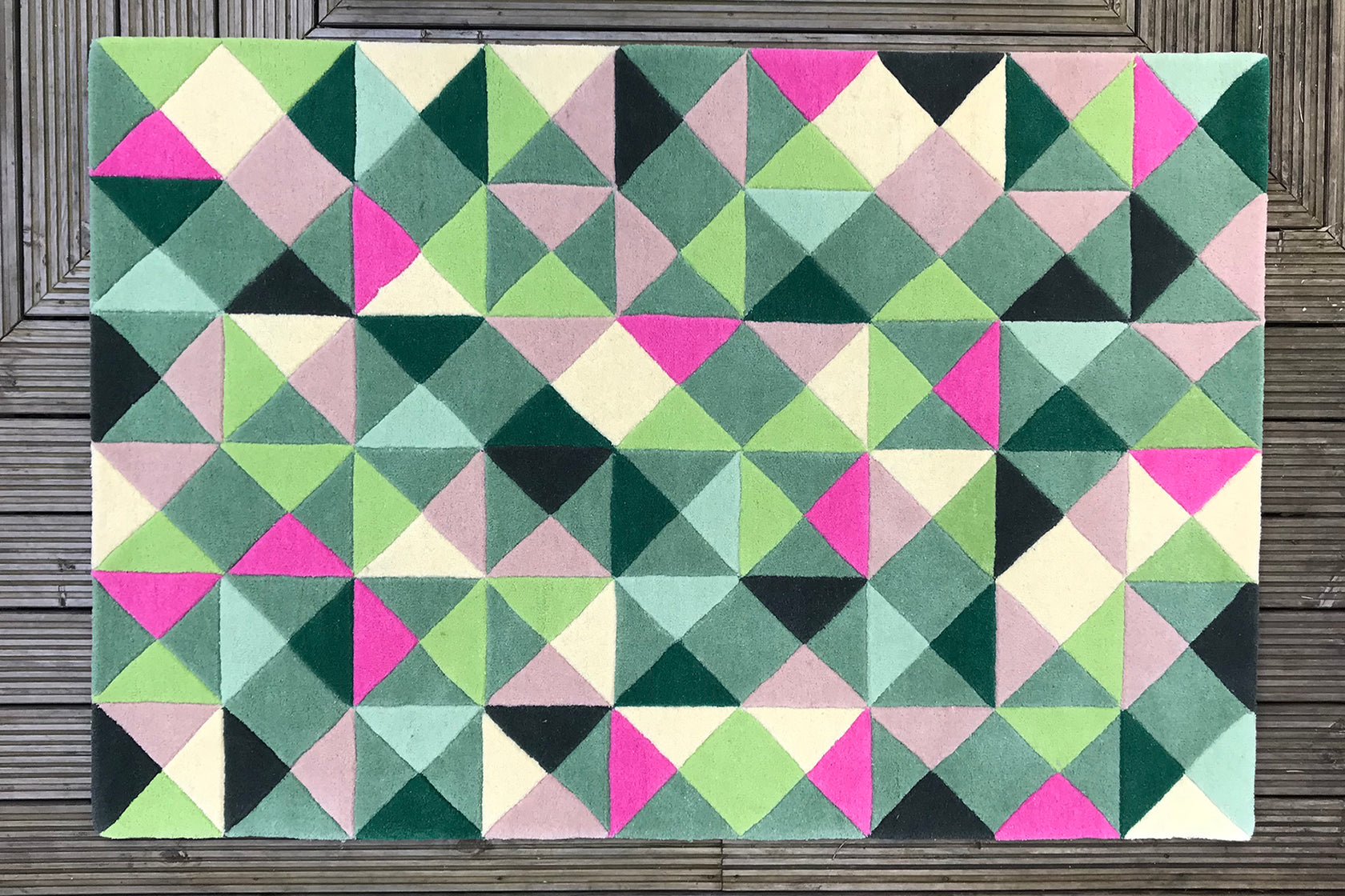RANDOM PATTERN RUG GREENS – Dandy Star